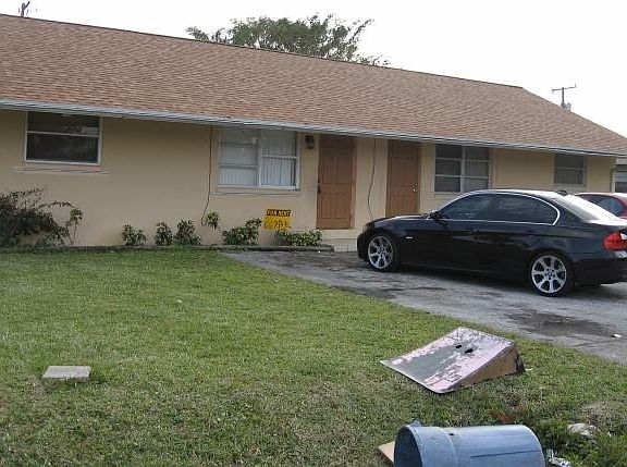 2nd image of 4280 Marilyn Dr
