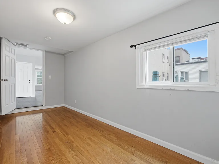 71 E 22nd St #2 — Photo 15