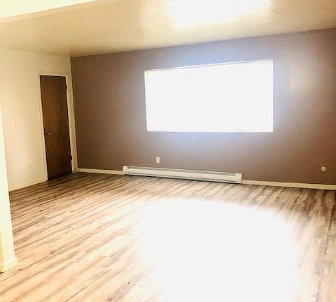 2nd image of 220 Fanning Ave #40