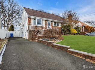 150 Worth St, Iselin, NJ 08830