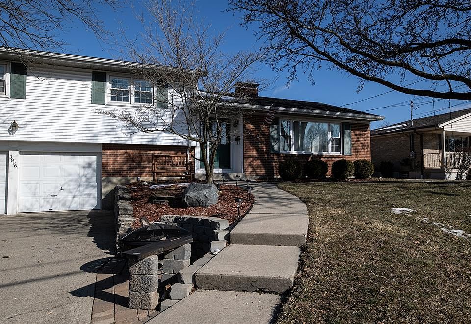 2nd image of 3896 Amylynn Dr