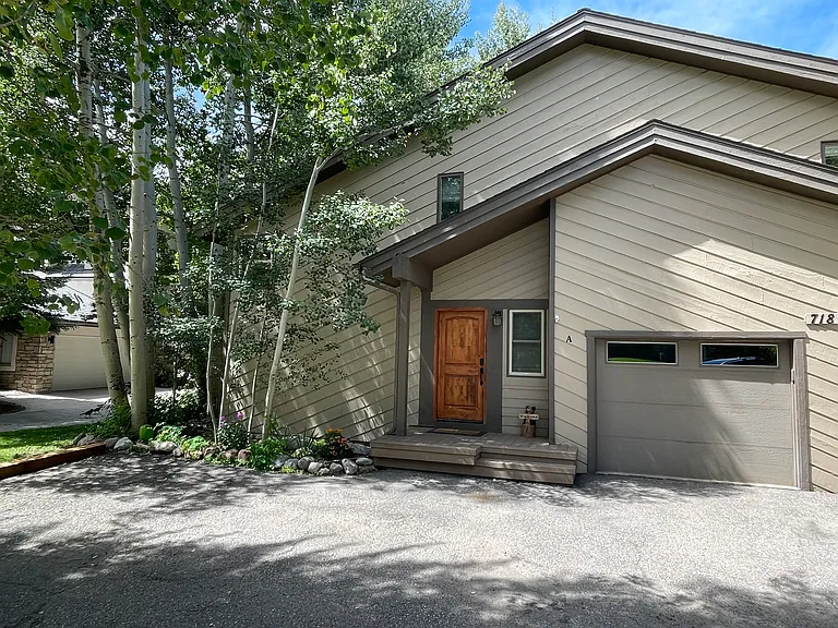 718 Stone Creek Dr #A — Photo 19
