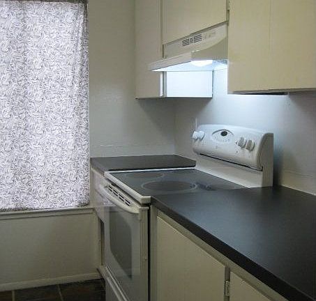 Kitchen - Glass Stovetop Oven