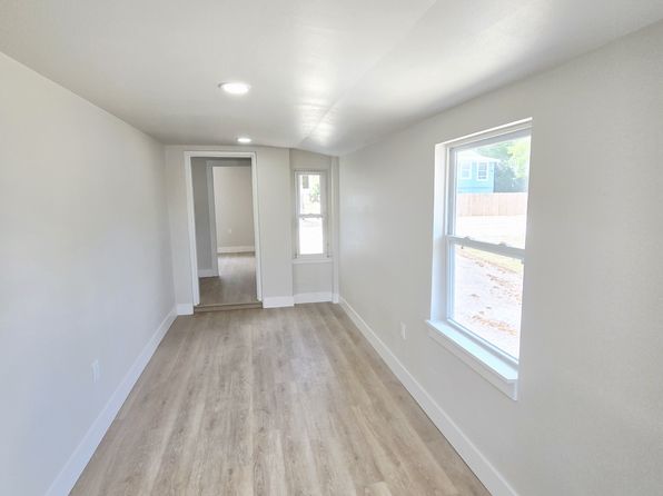 1919 Dr Martin Luther King Jr St S #1919