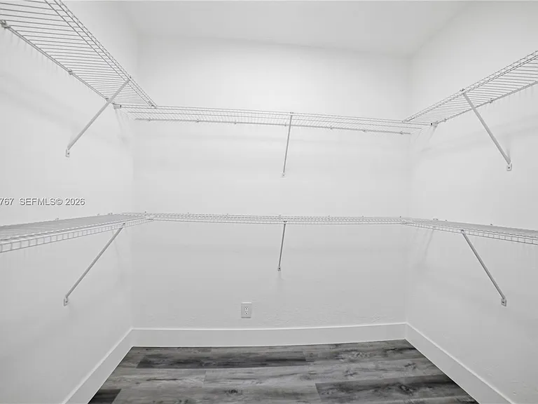 5201 Yellow Pine Ln — Photo 10