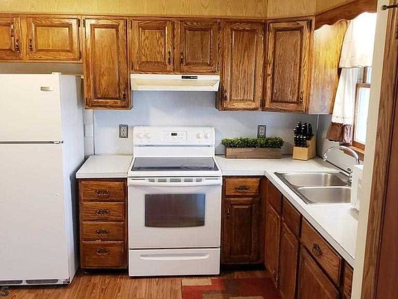 3rd image of 281 Nittany Valley Dr