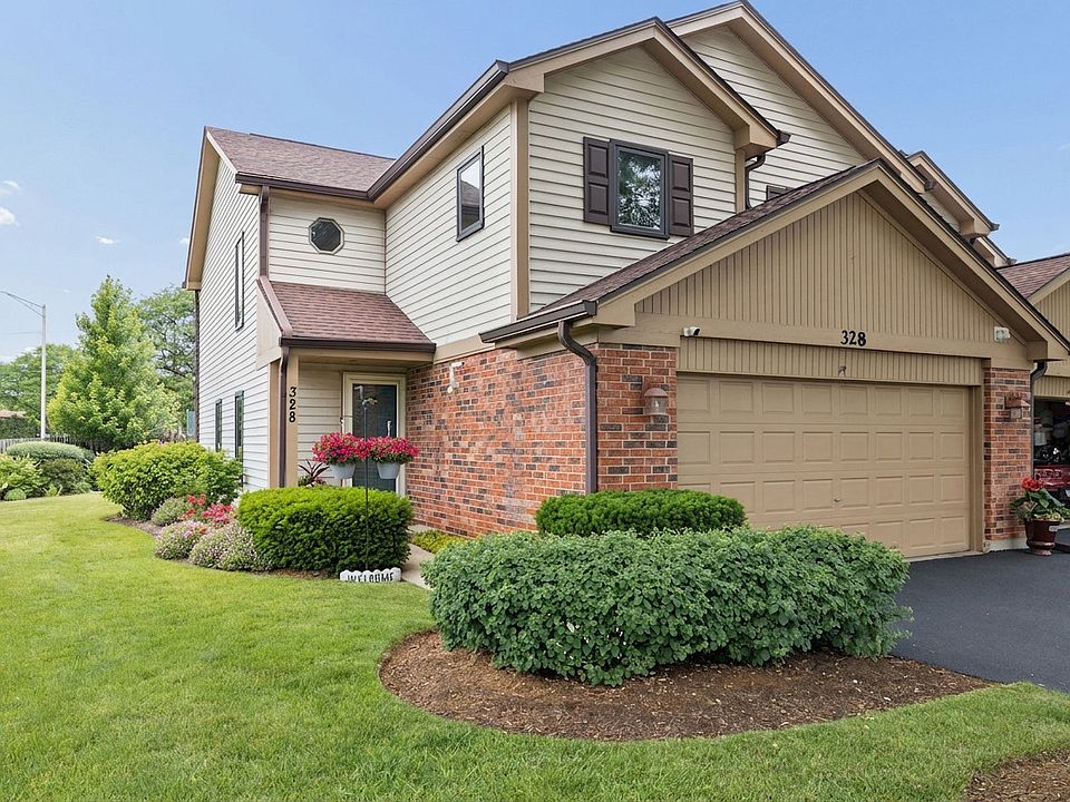 1st image of 328 Cromwell Ct