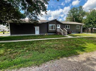 201 N Jackson St, Elk Point, SD 57025