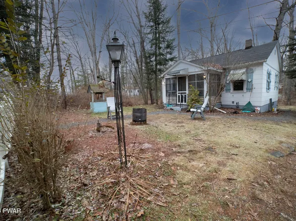 112 Bear Run Rd, Hawley, PA 18428