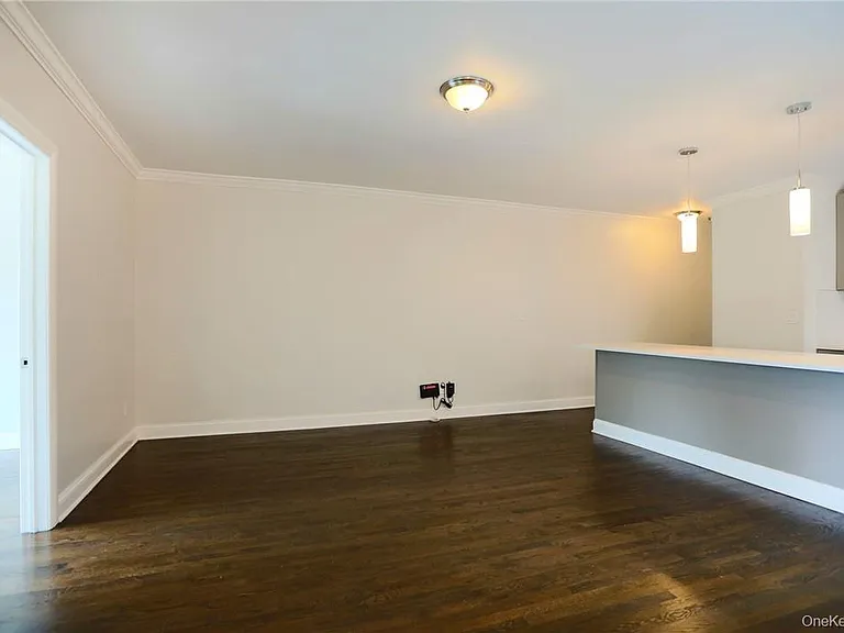 196 Martine Ave #3C — Photo 6