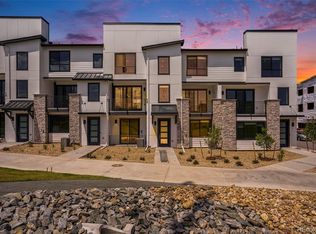 2012 S Holly St UNIT 2, Denver, CO 80222