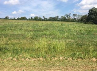 2360 Beacon Rd, Bath, PA 18014