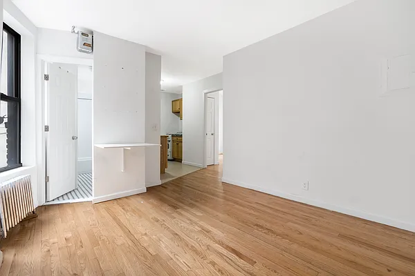 Rented by Compass | media 6