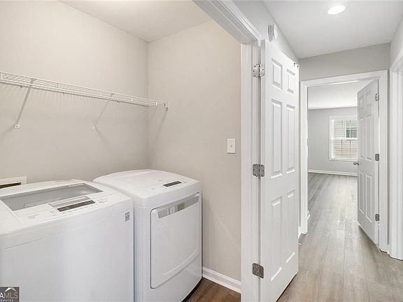 5th image of 322 Westhill Dr