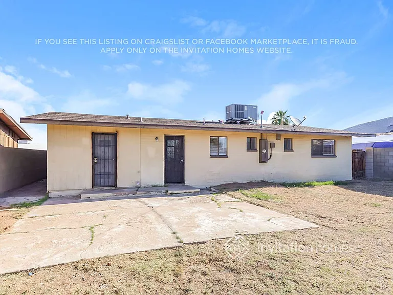2247 W Cortez St — Photo 16