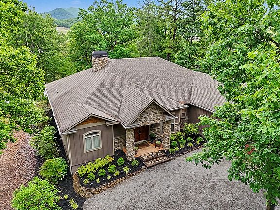 5th image of 1680 Stonecrest Cir