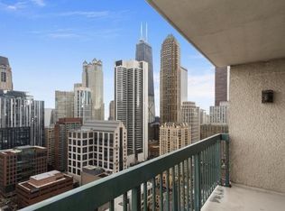 720 N State St #904, Chicago, IL 60654