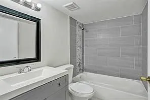 10773 Cleary Blvd #111 — Photo 5