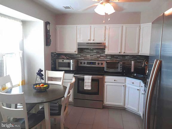 5th image of 120 Firethorn Ct Unit 16-2
