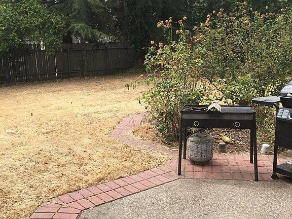 4th image of 8101 Auberry Dr