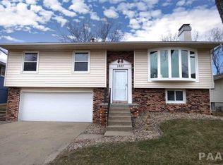 1507 W Kingsway Dr, Peoria, IL