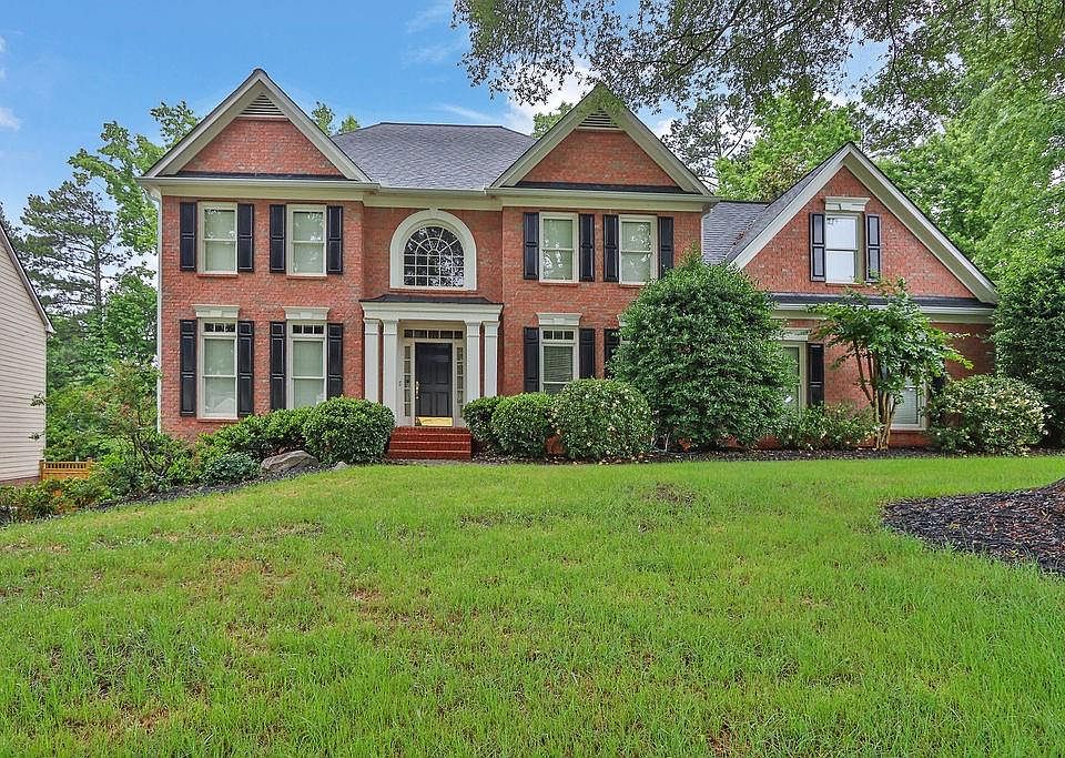 1st image of 283 Heron Lake Ct