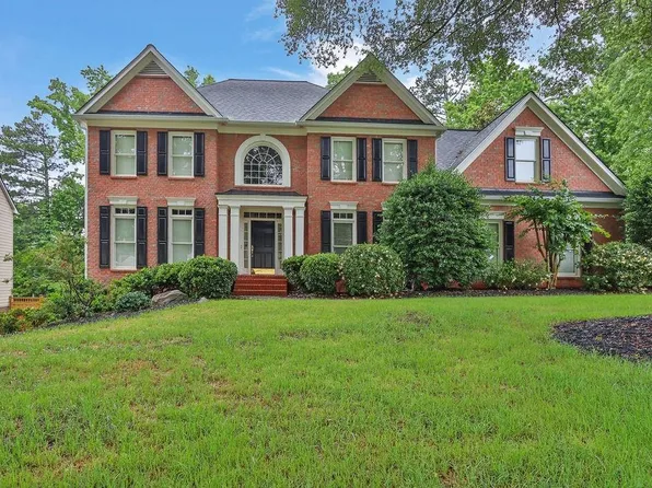 283 Heron Lake Ct, Lawrenceville, GA 30043
