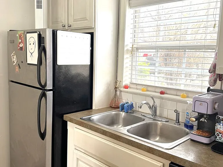 529 N Whitham Ave — Photo 32