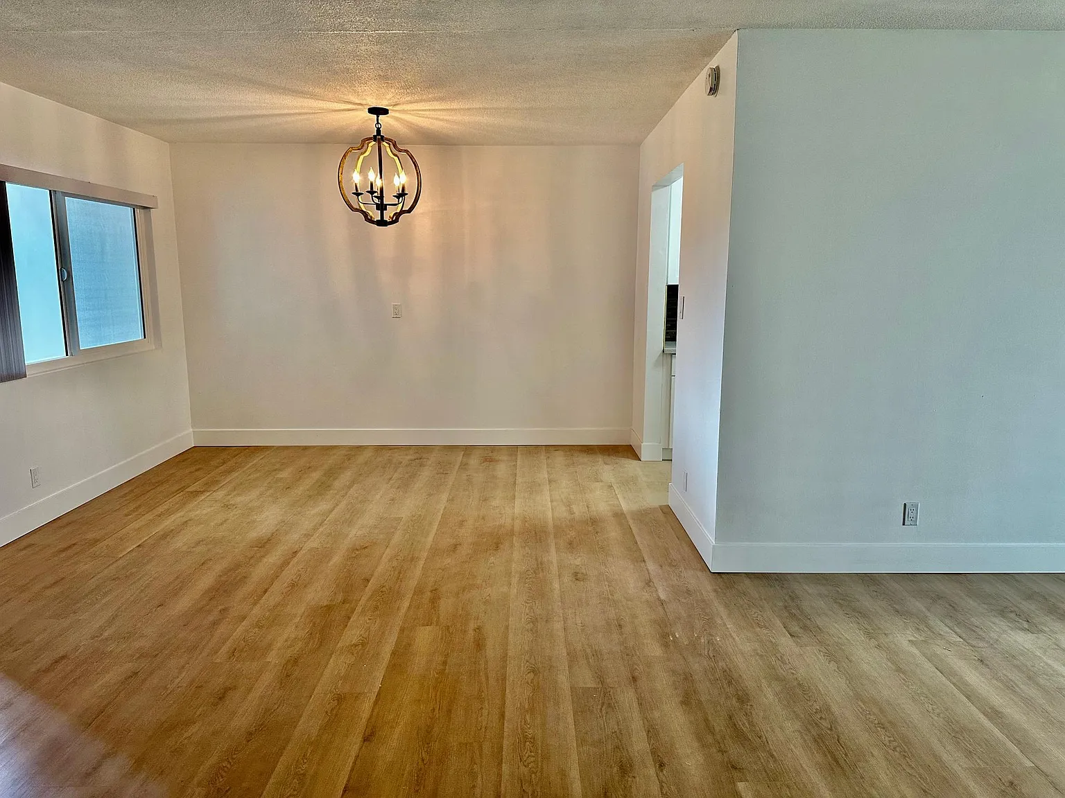 2 bed, $2,500 — Photo 4