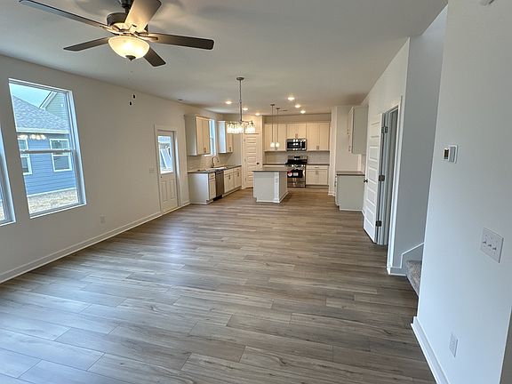 5th image of 2042 Webb Dr Lot 3