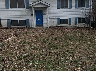 123 Young Ave, Anna, IL 62906