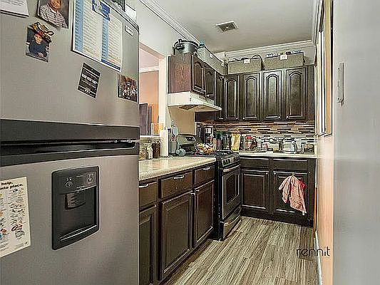 3rd image of 501 Greene Ave #6