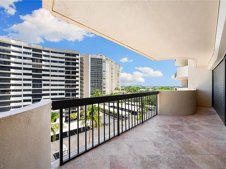 4001 Gulf Shore Blvd N #702 — Photo 33