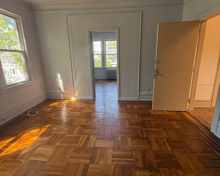 32 Kenmore Ave #R2 — Photo 5