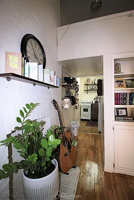 Rented by City Connections Realty | media 17