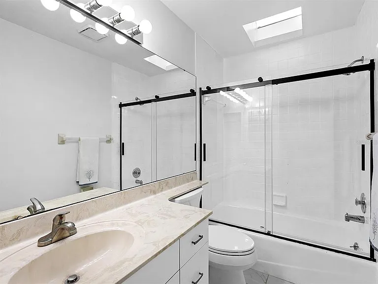1756 Cottonwood Trl — Photo 25