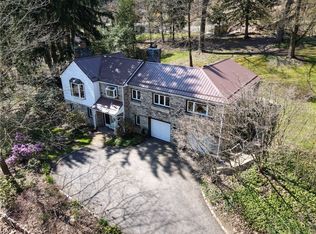 910 Jefferson Heights Rd, Pittsburgh, PA 15235