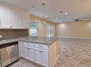 2314 Green Knoll Dr, Houston, TX 77067