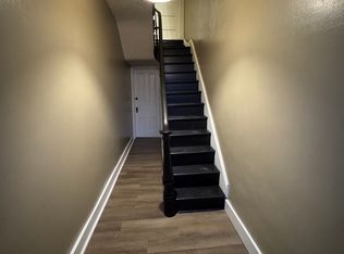 202 S 9th St APT 3, Reading, PA 19602