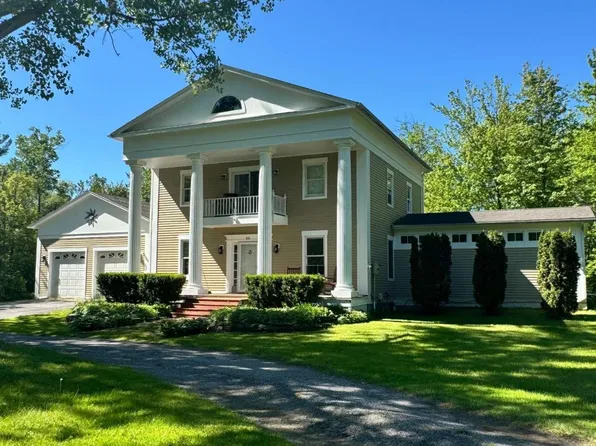 60 Lyman Drive, Williston, VT 05495