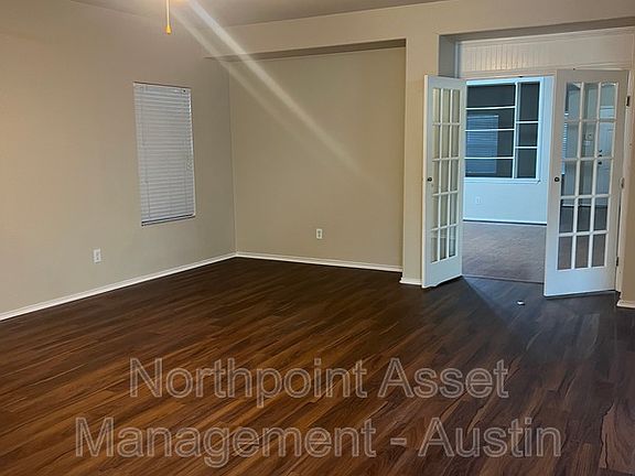 3rd image of 407 W South St