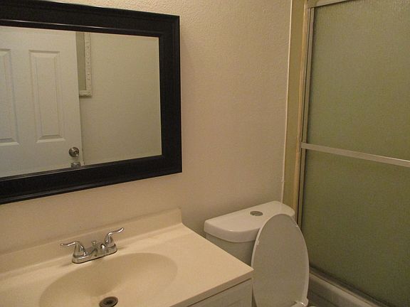 5th image of 4444 Dorset St APT 8