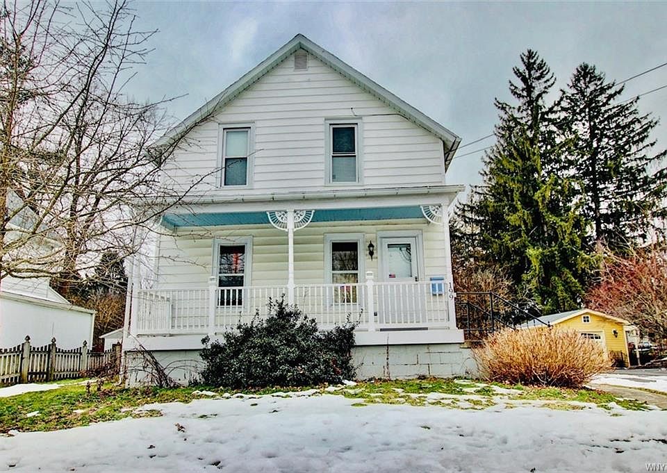 1st image of 199 King St