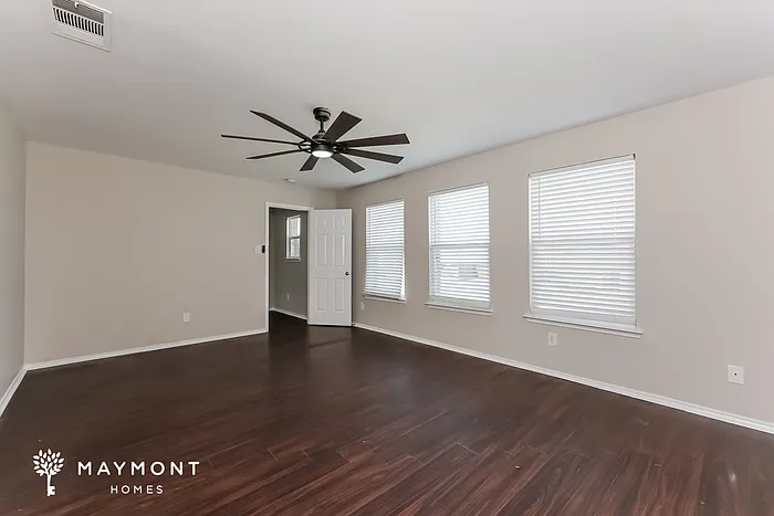 3017 Southern Hills Ln — Photo 10