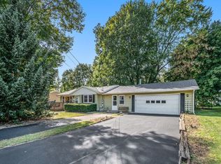 619 Thomas St, Plainwell, MI 49080