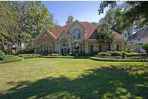 1st image of 215 Evangeline Dr