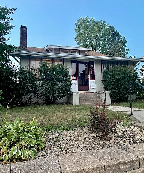 1517 Como Ave #A — Photo 2