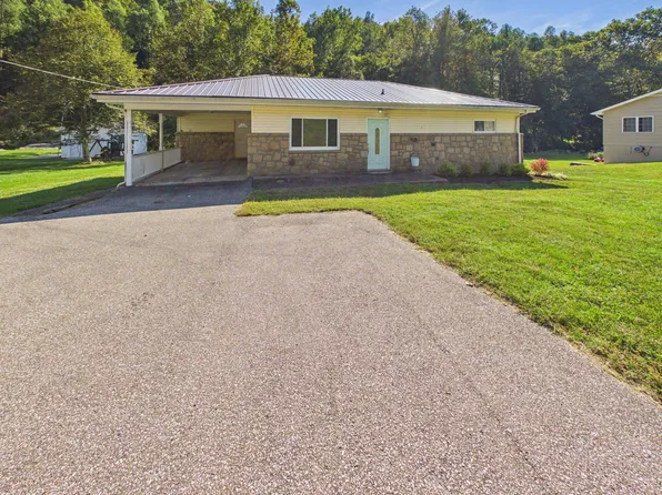 581 Sherwood Dr, Huntington, WV 25704