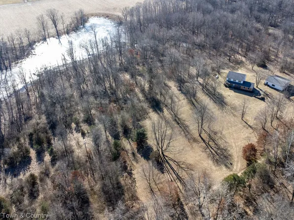 5427 Oak Grove Rd, Howell, MI 48855