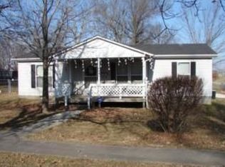 804 Main St, Osawatomie, KS 66064